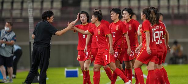 九游娱乐-国际足球赛事：中国女足再获佳绩谱写新篇章